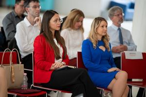 Katedra beszélgetések sorozat a Pedagógus Nap alkalmából - Digitalizáció pro és kontra a nevelés és oktatás területén - NITK-7